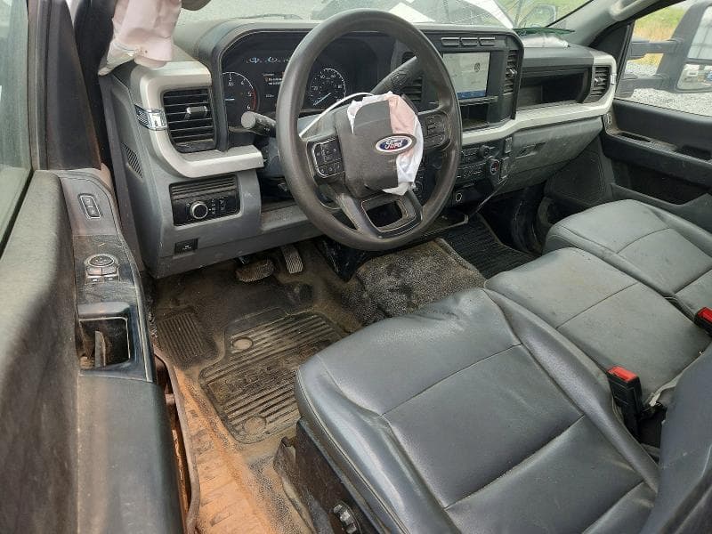 2023 FORD F550 SUPER DUTY 8