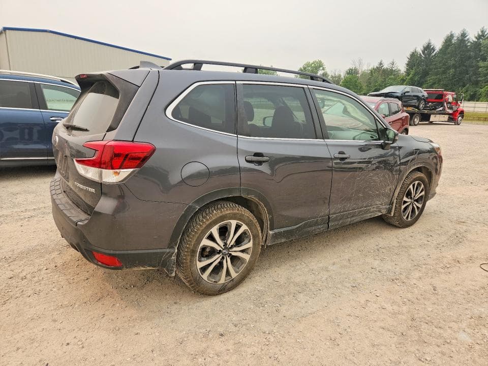 2022 SUBARU FORESTER LIMITED 3