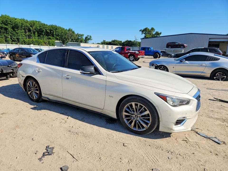 2018 INFINITI Q50 3.0T LUXE 4
