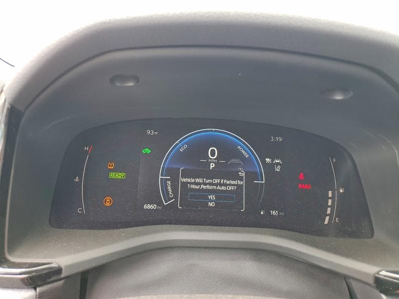 2025 TOYOTA CAMRY LE 9