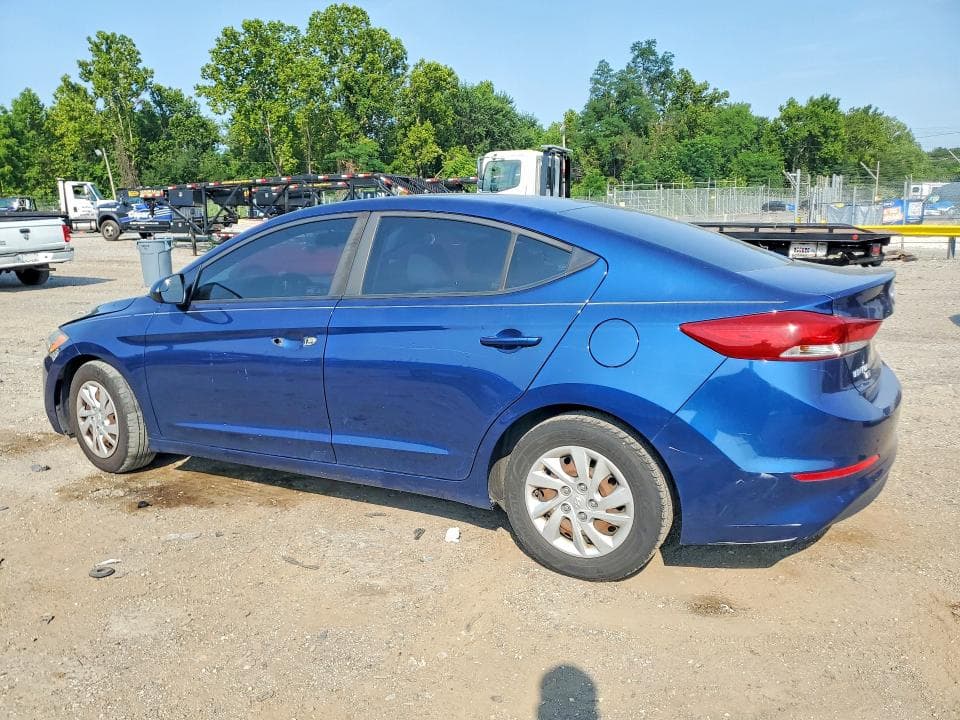 2018 HYUNDAI ELANTRA SE 2
