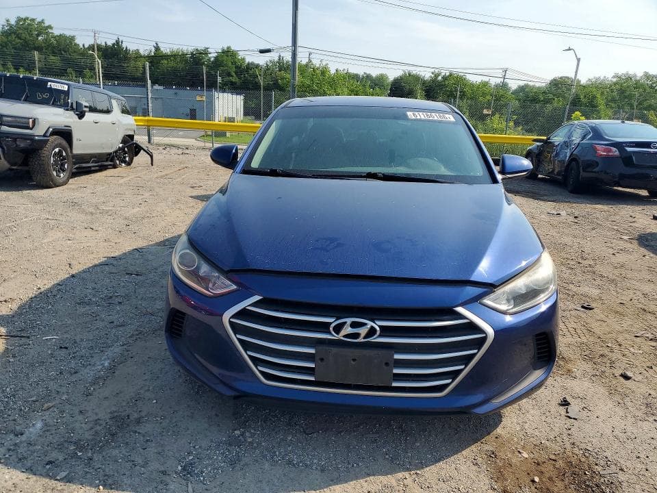 2018 HYUNDAI ELANTRA SE 5
