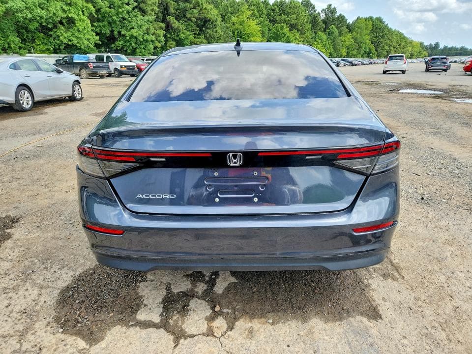2024 HONDA ACCORD EX 6
