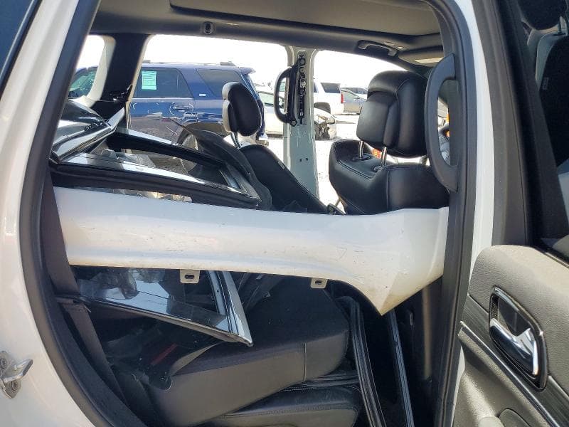 2021 JEEP GRAND CHEROKEE LIMITED 10