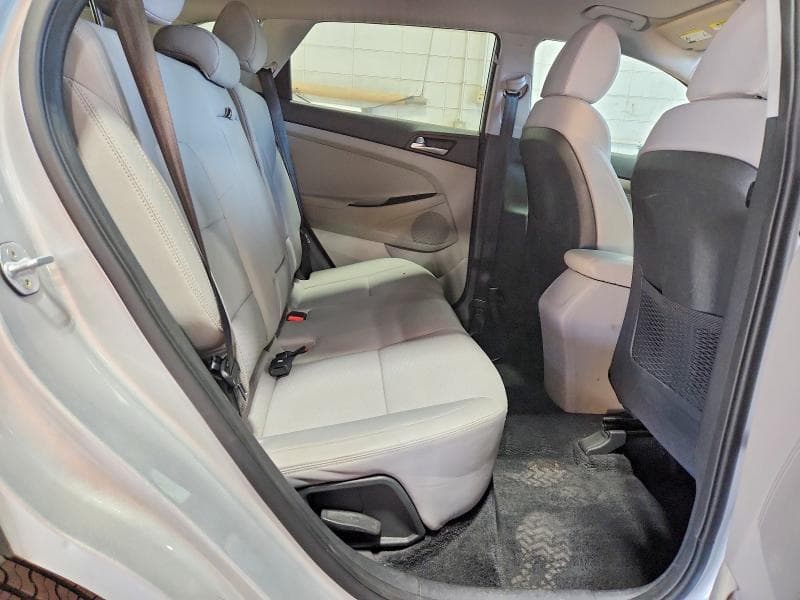 2019 HYUNDAI TUCSON SE SE 11