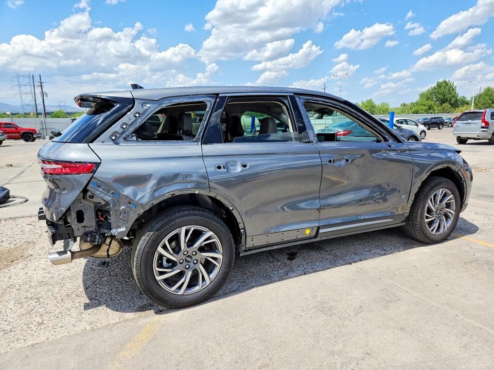 2024 LINCOLN CORSAIR 3