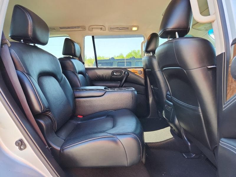 2017 INFINITI QX80 BASE 11