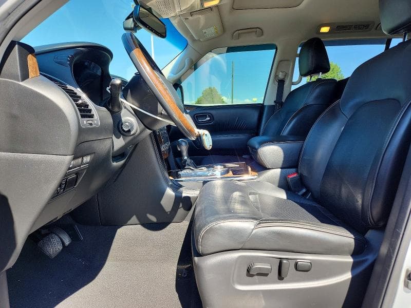2017 INFINITI QX80 BASE 7