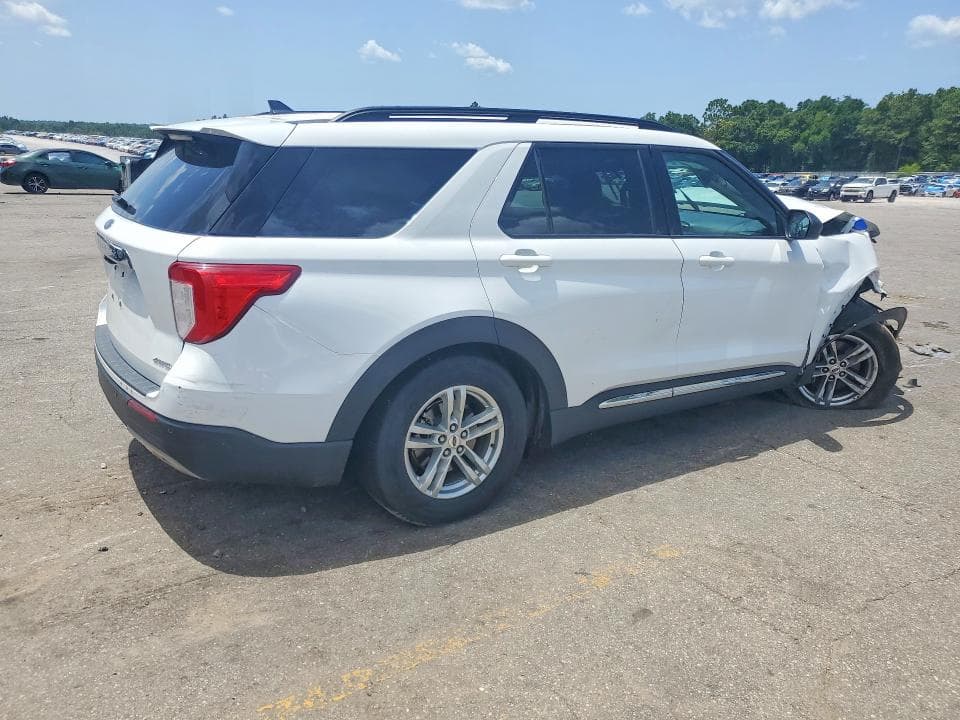2023 FORD EXPLORER XLT 3