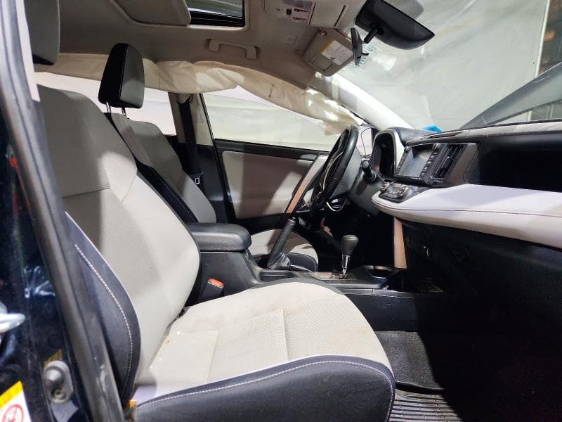 2017 TOYOTA RAV4 XLE 7