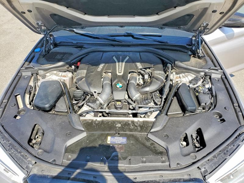 2018 BMW M550XI 11