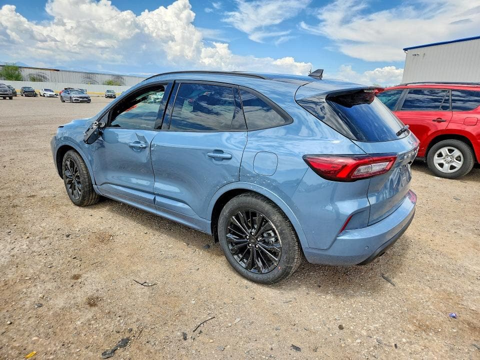 2025 FORD ESCAPE ST LINE ELITE 2