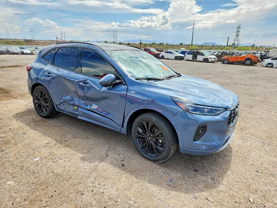 2025 FORD ESCAPE ST LINE ELITE 4
