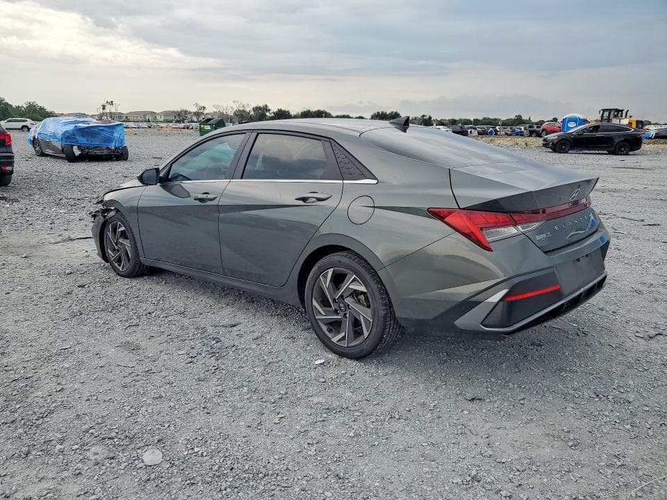 2025 HYUNDAI ELANTRA SEL 2