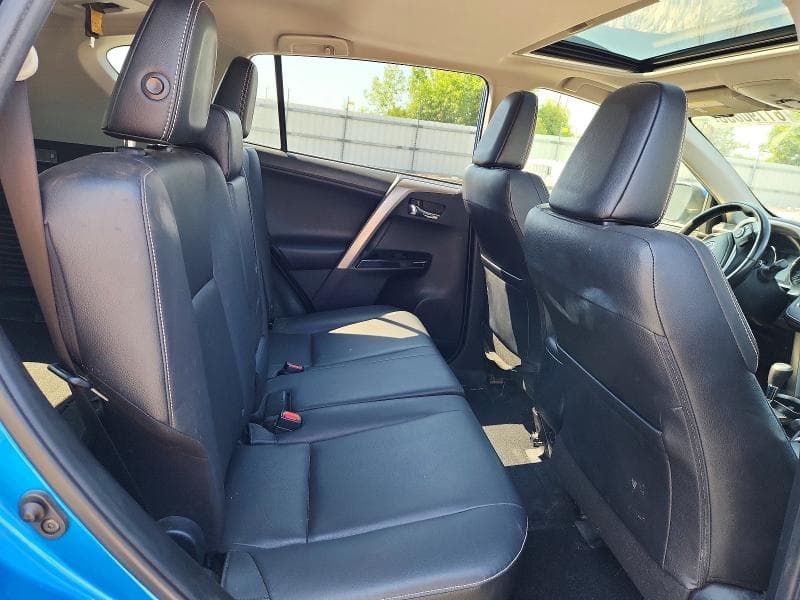 2018 TOYOTA RAV4 LIMITED 11