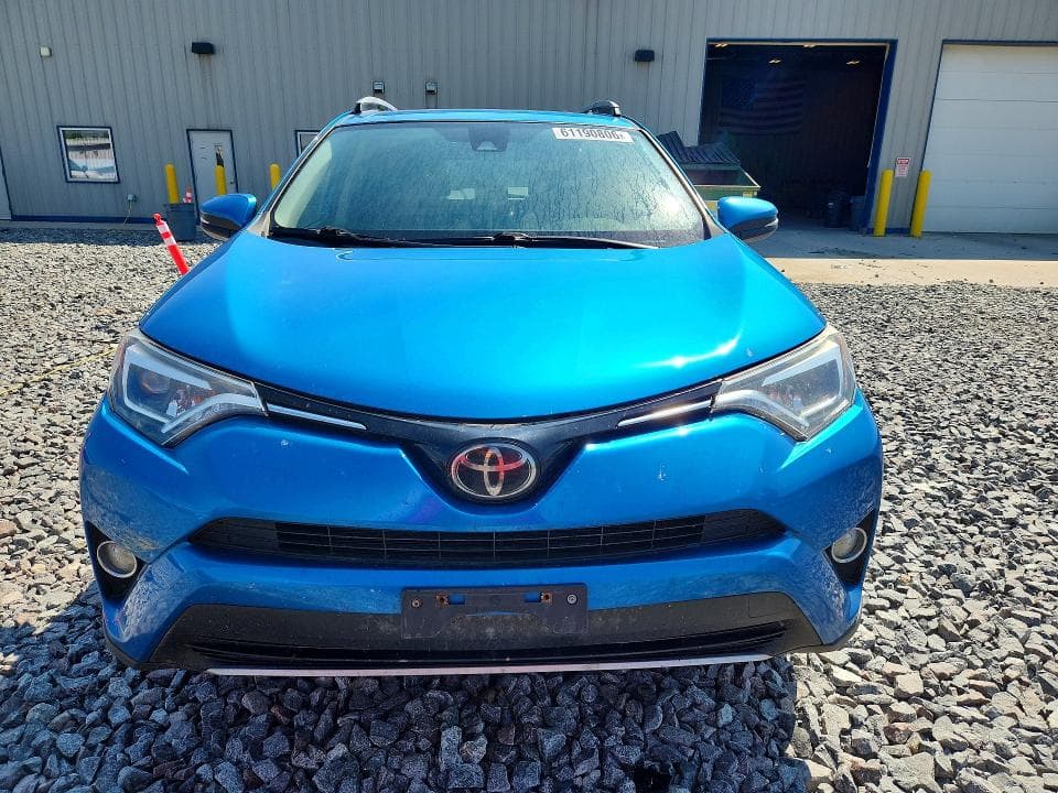 2018 TOYOTA RAV4 LIMITED 5