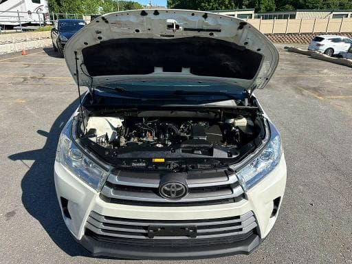2018 TOYOTA HIGHLANDER LE 6