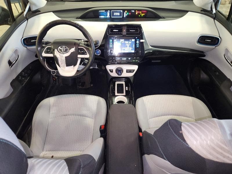 2018 TOYOTA PRIUS THREE 8