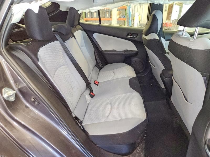 2018 TOYOTA PRIUS THREE 10