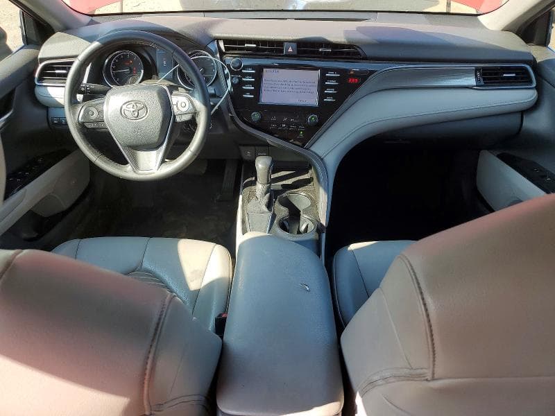 2019 TOYOTA CAMRY SE 8