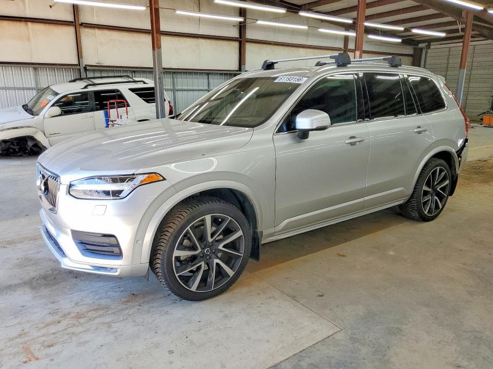 2021 VOLVO XC90 T6 MOMENTUM