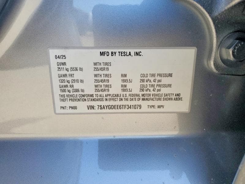 2026 TESLA MODEL Y 12