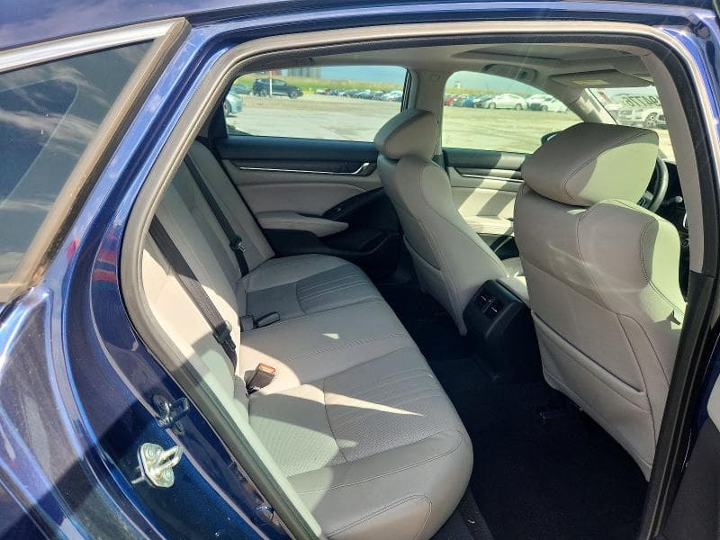 2018 HONDA ACCORD TOURING 10
