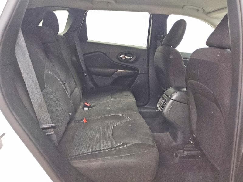 2019 JEEP CHEROKEE LATITUDE 11