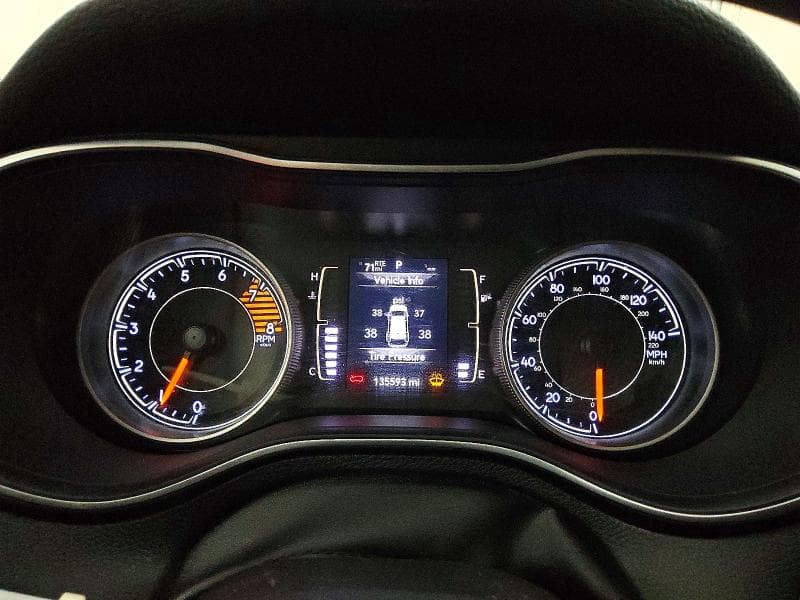 2019 JEEP CHEROKEE LATITUDE 9
