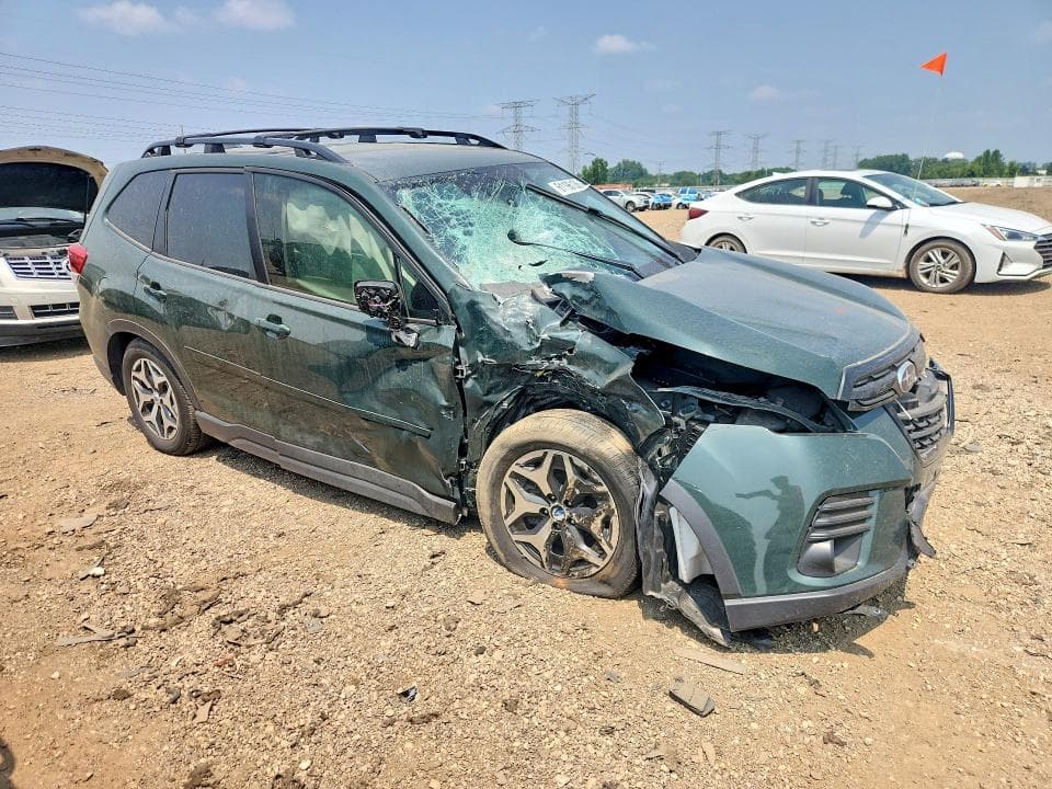 2023 SUBARU FORESTER PREMIUM 4