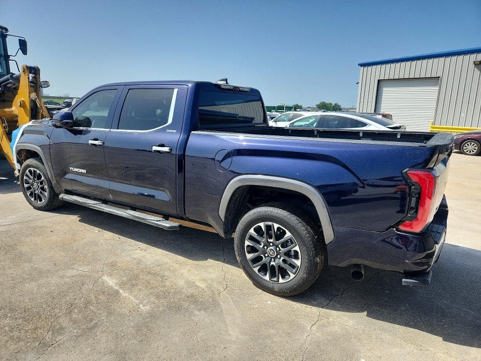 2024 TOYOTA TUNDRA CREWMAX LIMITED 2