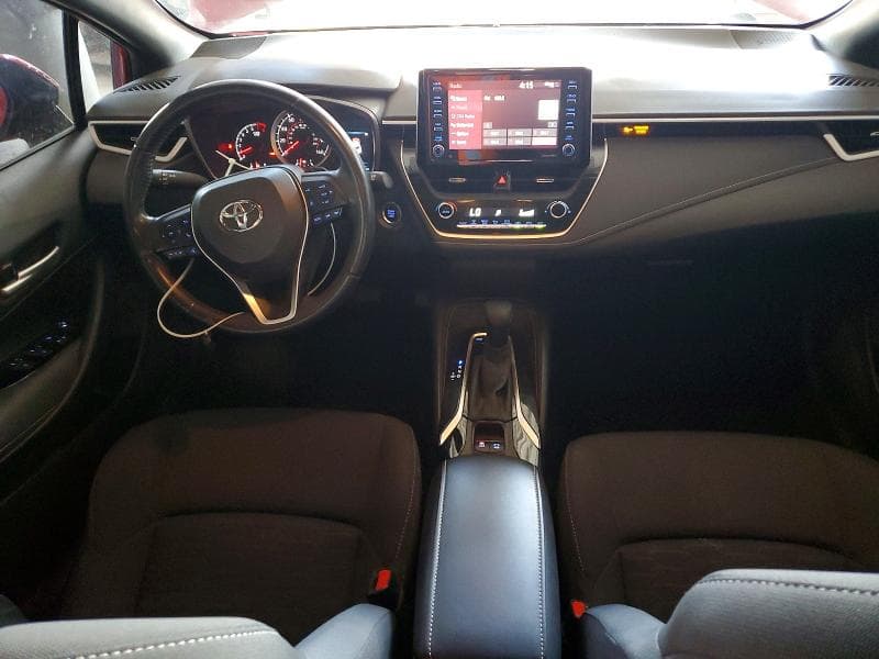 2021 TOYOTA COROLLA HATCHBACK SE 8