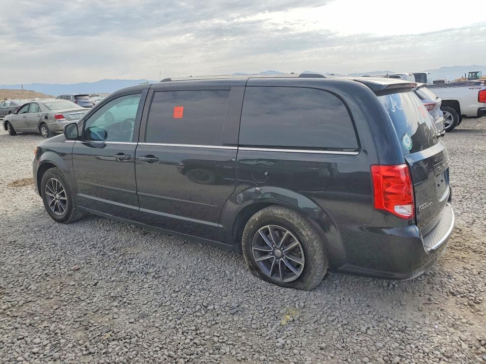 2017 DODGE GRAND CARAVAN SXT 2