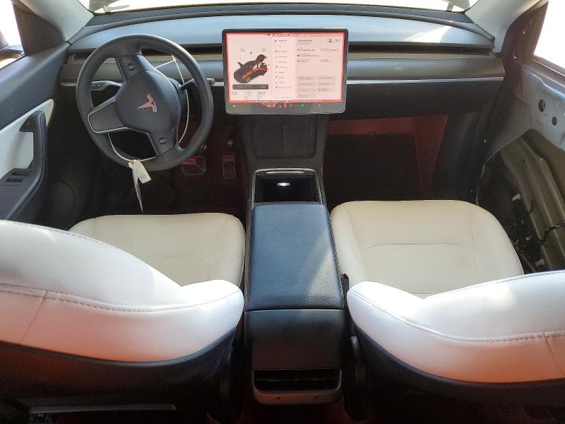 2021 TESLA MODEL Y 8