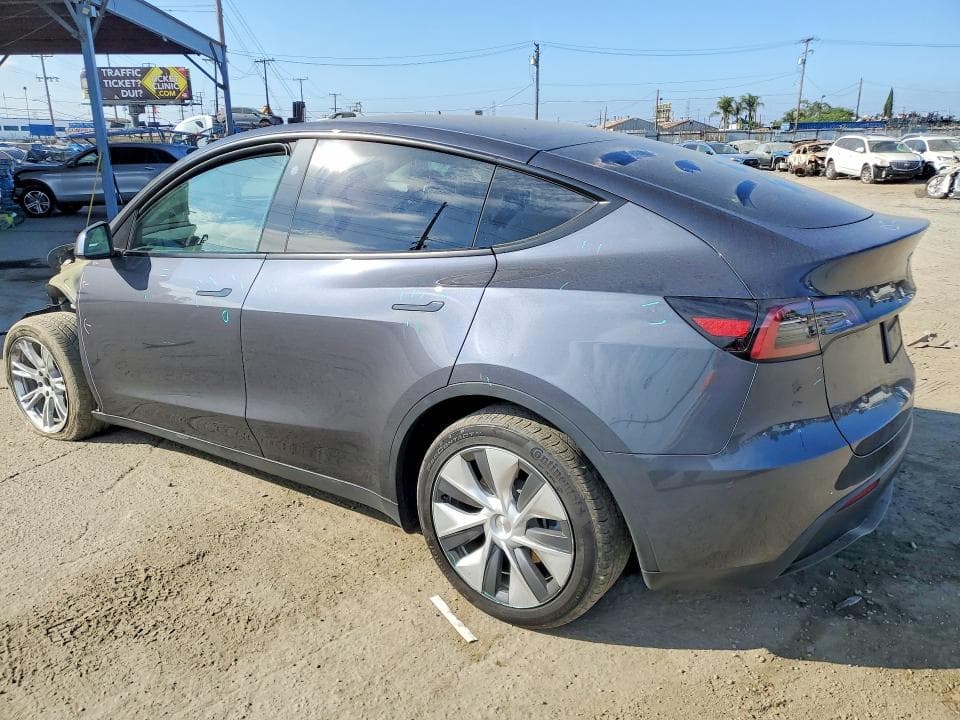 2023 TESLA MODEL Y 2
