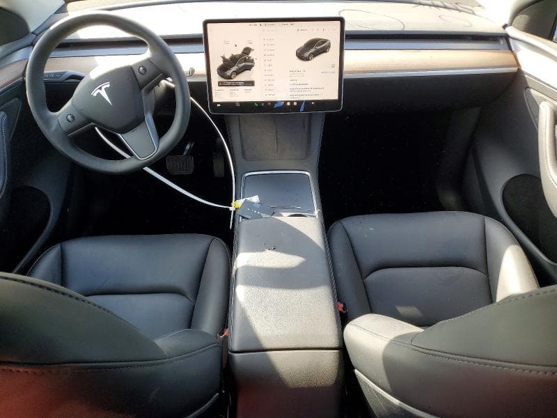 2023 TESLA MODEL Y 8