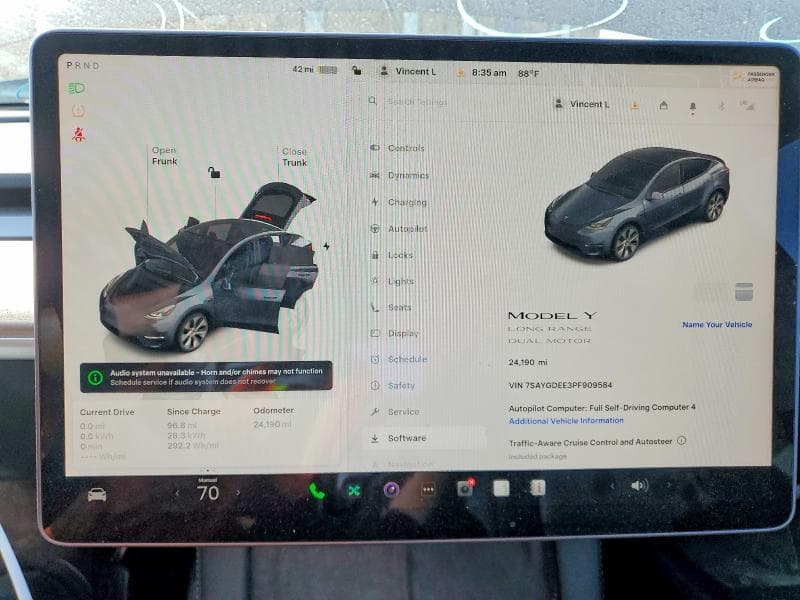 2023 TESLA MODEL Y 9