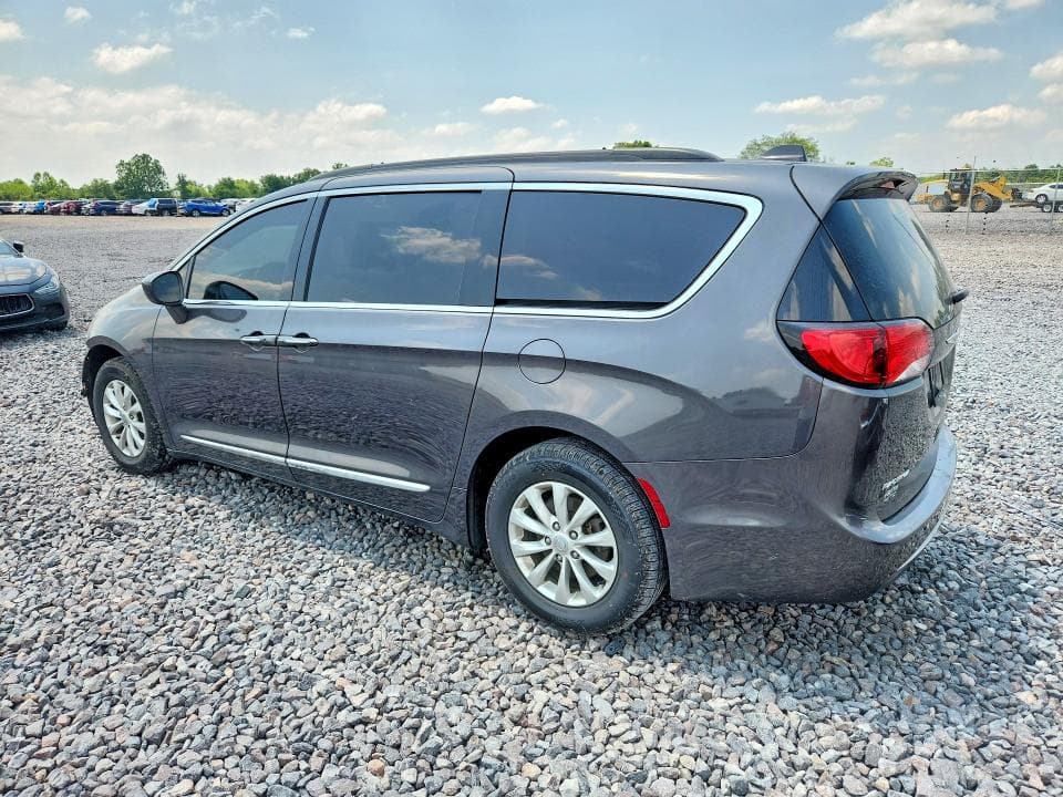 2017 CHRYSLER PACIFICA TOURING L 2