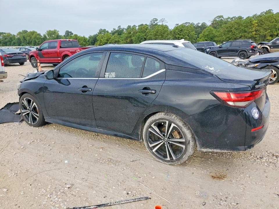2022 NISSAN SENTRA SR 2