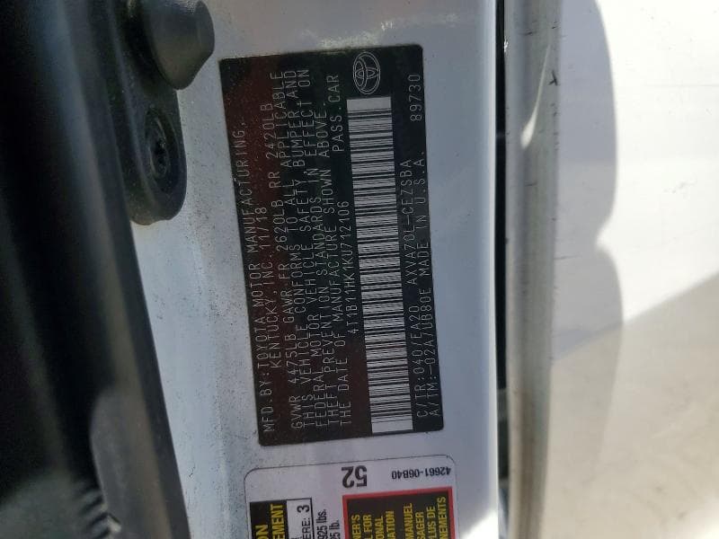 2019 TOYOTA CAMRY SE 13