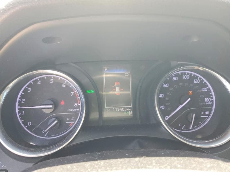 2019 TOYOTA CAMRY SE 9