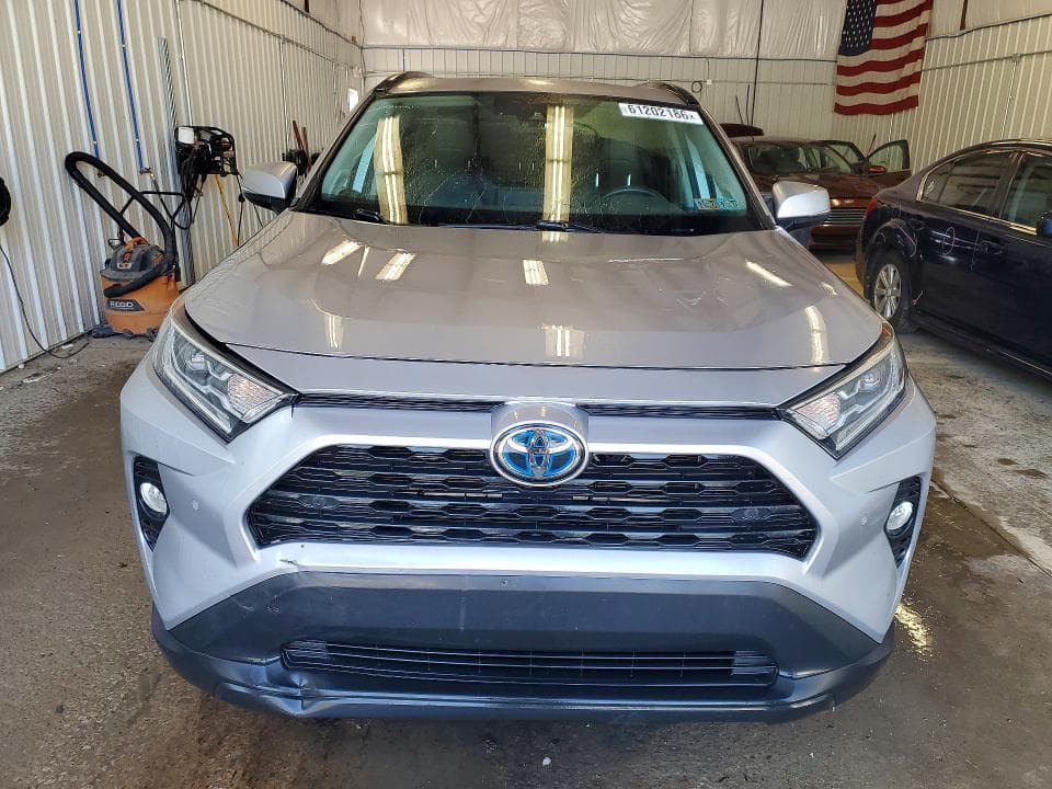 2021 TOYOTA RAV4 HYBRID XLE PREMIUM 5