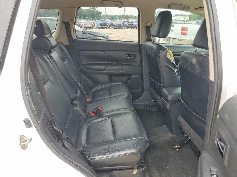 2017 MITSUBISHI OUTLANDER SE 11