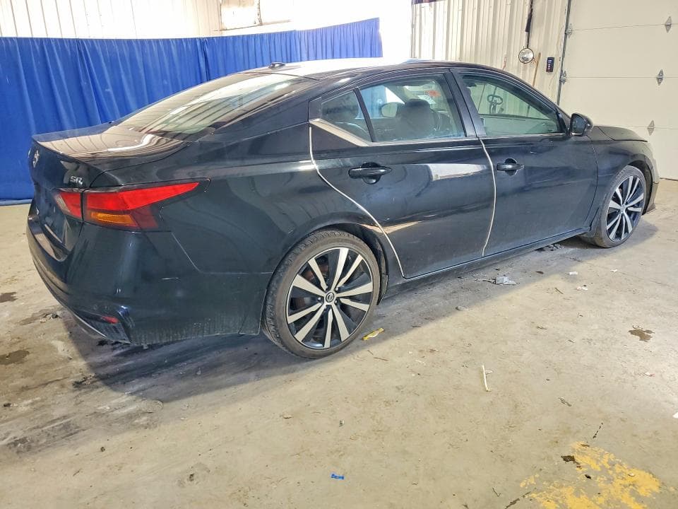 2020 NISSAN ALTIMA SR 3