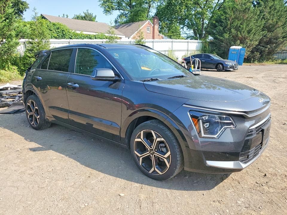 2023 KIA NIRO SX SX 4