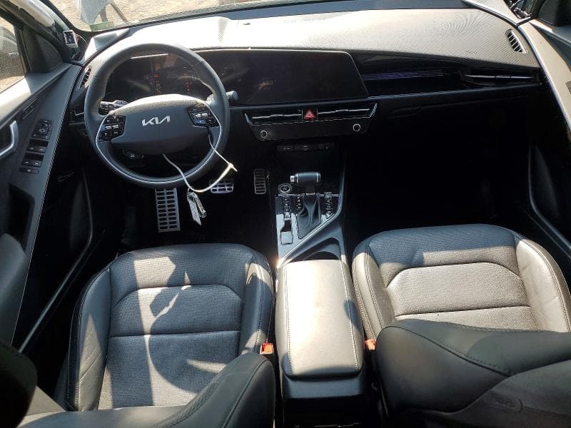 2023 KIA NIRO SX SX 8