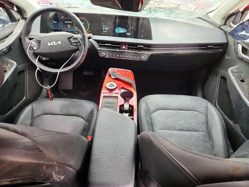 2022 KIA EV6 WIND 8