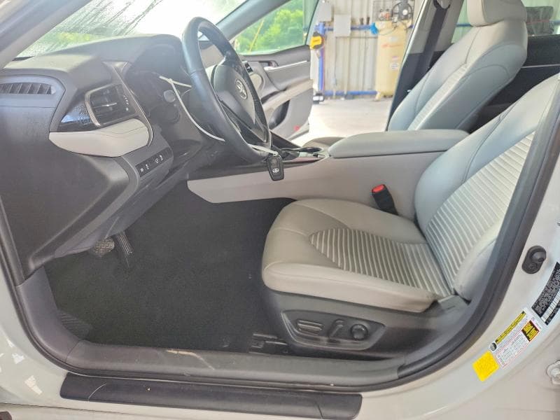 2022 TOYOTA CAMRY HYBRID SE 7