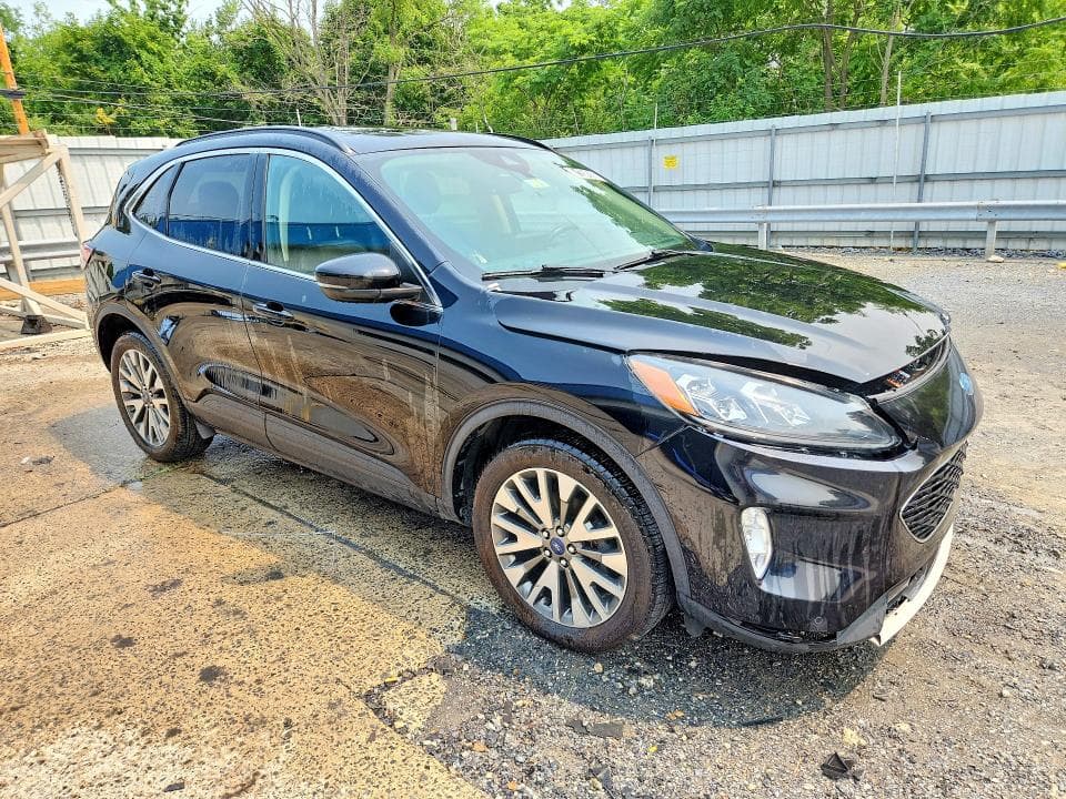 2020 FORD ESCAPE TITANIUM 4