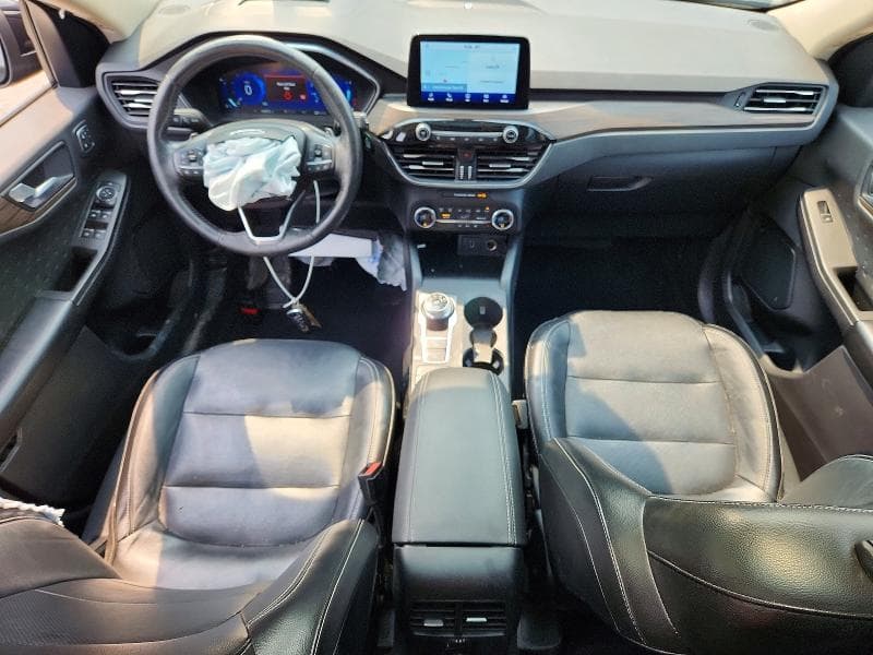 2020 FORD ESCAPE TITANIUM 8
